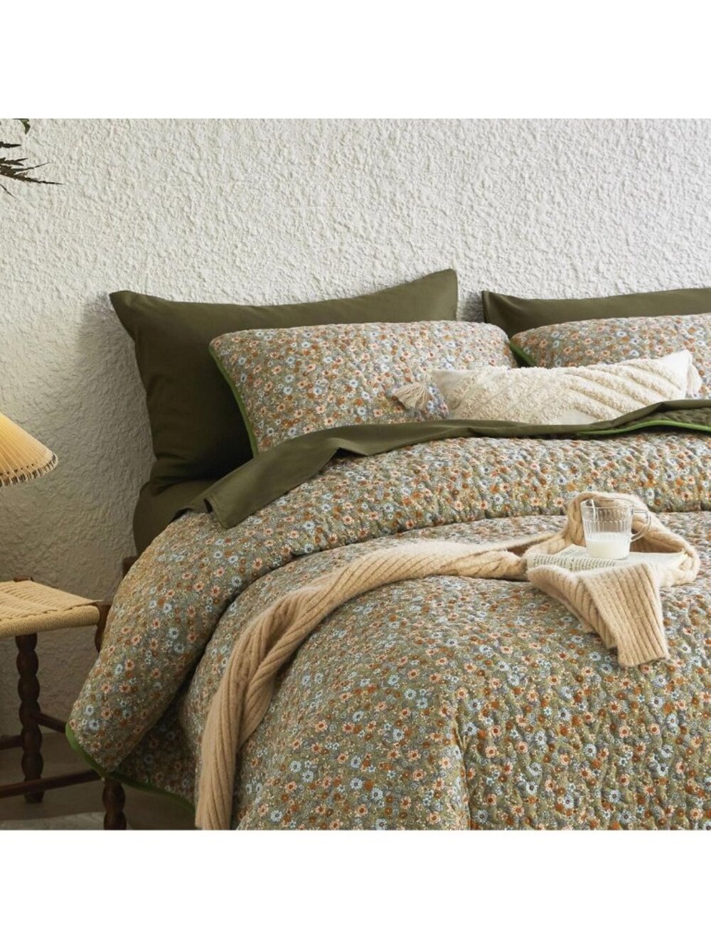Floral Quilt Set - Vintage Cottagecore Shabby Chic Bedspread, Reversible, King